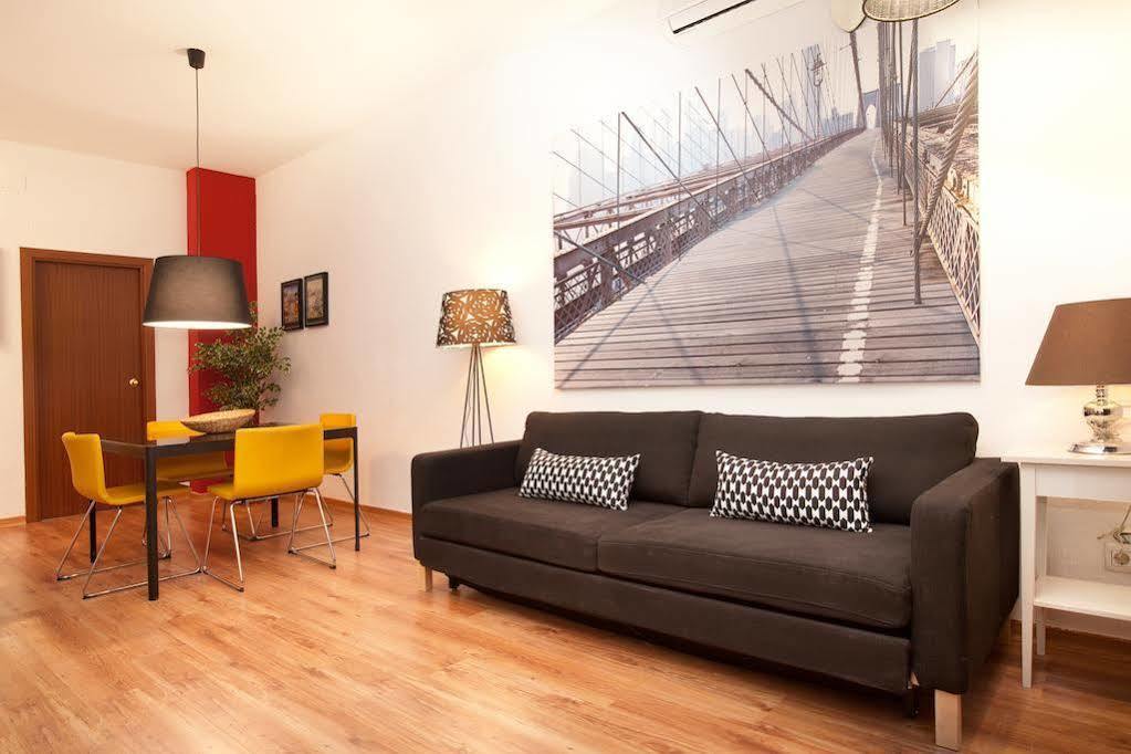Portal Del Angel Barcelona Apartment Exterior foto